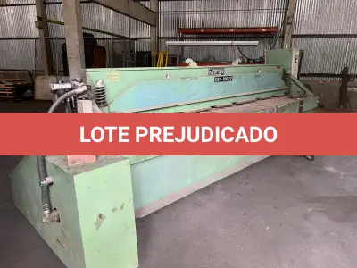 LOTE 056 - Guilhotina marca newton mod GMN 3003