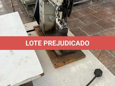 LOTE 094 - maquina de costura coluna 1 agulha Pfaff 491 em mau estado