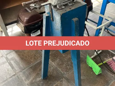 LOTE 059 - motor