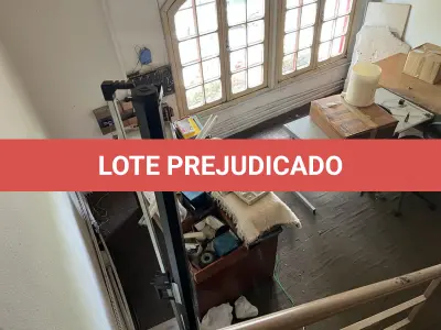LOTE 005 - tela para projetor
