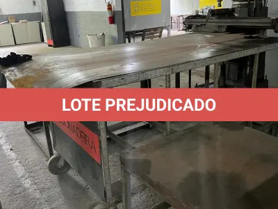 LOTE 107 - carrinho de ferro grande para transporte de chapas