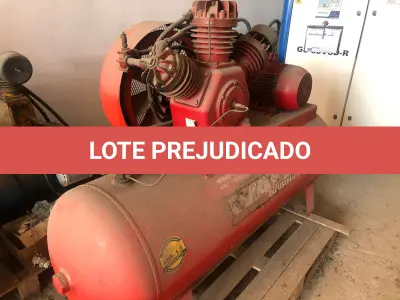 LOTE 144 - Comprassor Wayne 425l 10hp W84011H