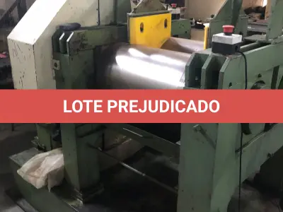 LOTE 060 - uma Bambore marca techmaquinas