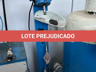 LOTE 121 - lixa boneca