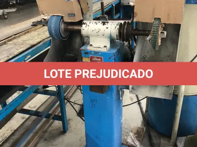 LOTE 020 - escova dupla Zambeli com um coletor de pó