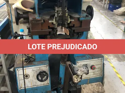 LOTE 008 - maquina de prensar calçeira Poppi
