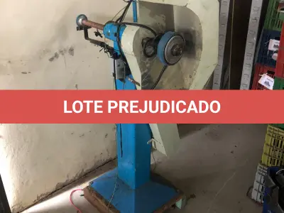 LOTE 125 - lote de 3 escovas duplas