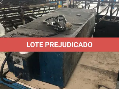 LOTE 033 - uma maquina ativadora simples cor azul