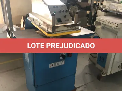 LOTE 101 - balancim de corte de couro hidraulico