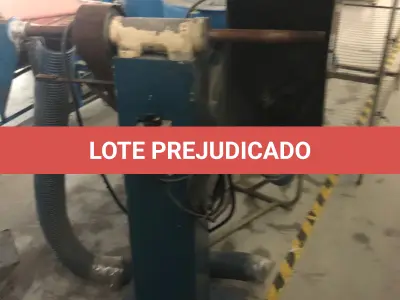 LOTE 034 - 2 escovas duplas 