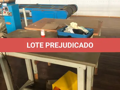 LOTE 200 - Mesa