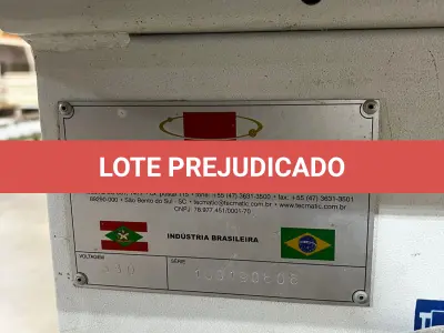 LOTE 051 - Centro de usinagem para madeiras SCM cyflex f900