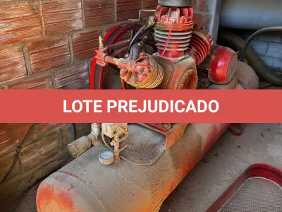LOTE 097 - Compressor menor