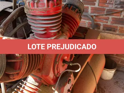 LOTE 098 - Compressor maior