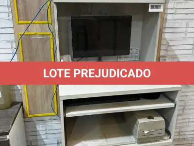 LOTE 051 - Centro de usinagem para madeiras SCM cyflex f900