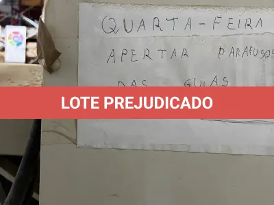 LOTE 051 - Centro de usinagem para madeiras SCM cyflex f900