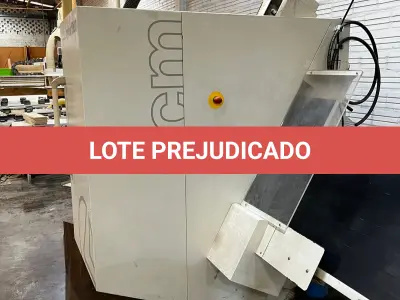 LOTE 051 - Centro de usinagem para madeiras SCM cyflex f900