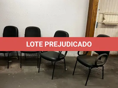LOTE 002 - LOTE PREJUDICADO - Lote englobado de ferramentas