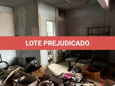 LOTE 002 - LOTE PREJUDICADO - Lote englobado de ferramentas