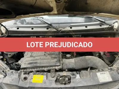 LOTE 003 - Caminhão Iveco/Daily 45-170CS, diesel, cor branca, carroceria fechada, fabricação/modelo 2021/2022