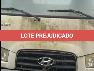 LOTE 008 - Caminhão Hyundai HD 80, fabricação/modelo 2021/2022, diesel, cor branca, carroceria fechada (sem chave)
