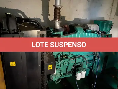 LOTE 038 - 