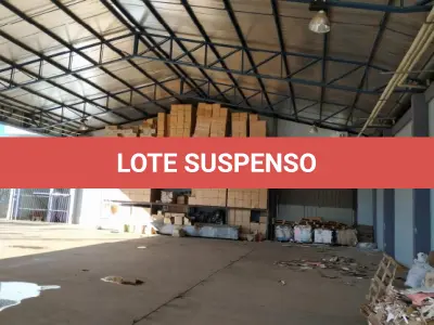 LOTE 001 - PAVILHÃO INDUSTRIAL BEM CONSTRUÍDO E FINAMENTE DECORADO