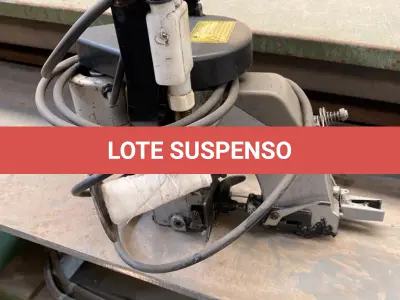 LOTE 009 - maquina de costura para sacaria