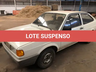 LOTE 015 - "VEÍCULO VW GOL 1000, ANO 1993/1994, BRANCO, PLACAS IHN-5386"