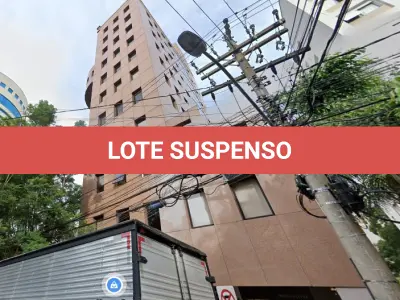 LOTE 000 - CONJUNTO COMERCIAL E BOXE NO MOINHOS DE VENTO, POA