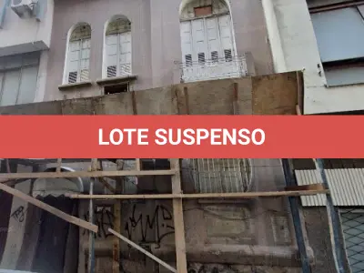 LOTE 000 - O prédio de alvenaria, assobradado, na Rua Jerônimo Coelho nº 363,