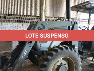 LOTE 057 - TRATOR, AGRALE 575.4 C/ PÁ CARREGADEIRA