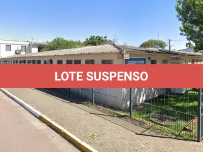 LOTE 000 - EXCELENTE IMÓVEL DE ESQUINA EM CANOAS 2.000m2 COM ESCOLA . Rua Carazinho nº 230 e 260, na zona urbana de Canoas