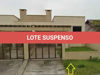 LOTE 004 - Casa em alvenaria