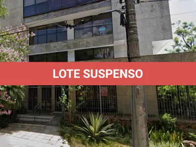 LOTE 000 - A loja nº 176 da Praça Dr. Maurício Cardoso , com 331,08mq de área real privativa, 355,55mq de área real global