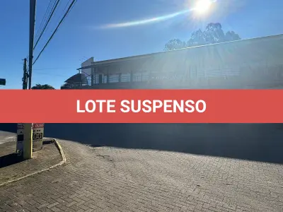 LOTE 002 - Prédio Comercial em alvenaria - shopping de lojas e posto combustivel