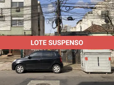 LOTE 000 - Um terreno medindo 6m60 de frente à rua General Lima e Silva, e fundos a meia quadra, de 46m00