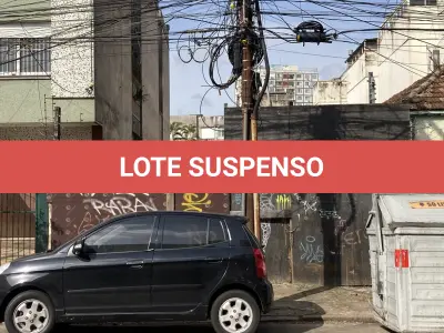 LOTE 000 - Um terreno medindo 6m60 de frente à rua General Lima e Silva, e fundos a meia quadra, de 46m00