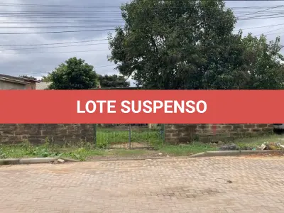 LOTE 032 - Um terreno constituído do lote número treze (13) da quadra número vinte e cinco (25)