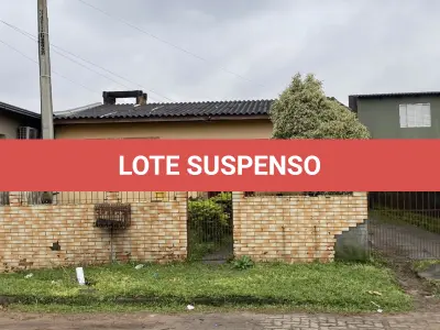 LOTE 141 - Um terreno constituído do lote número cinco (5), da quadra número trinta e dois (32)