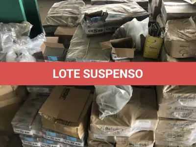 LOTE 001 - LOTE ENGLOBADO DE MAQUIINAS E EQUIPAMENTOS