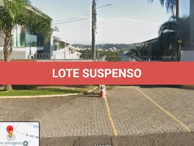 LOTE 016 - A casa nº 05 do Condomínio Residencial Schneider na Rua Doutor João Daniel Hillebrand nº 470, um prédio residencial em alvenaria com 02 pavimentos, com o respectivo terreno situado no bairro Rondônia