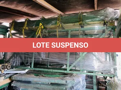 LOTE 076 - Máq. de molde Pneum. - frentes