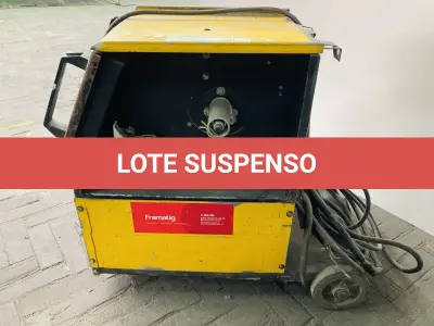 LOTE 040 - Maquina de solda ESAB Smashweld 250E MIG