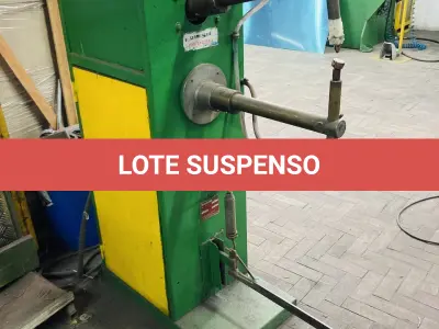 LOTE 021 - Ponteadeira