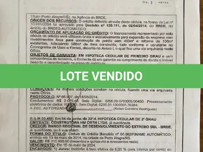 LOTE 001 - Imóvel urbano com área de 632,20 m2, Consta averbada a área de 587,53 m2, para fins comerciais