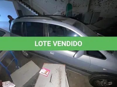 LOTE 02 - Chevrolet Zafira CD 02/03 cor prata