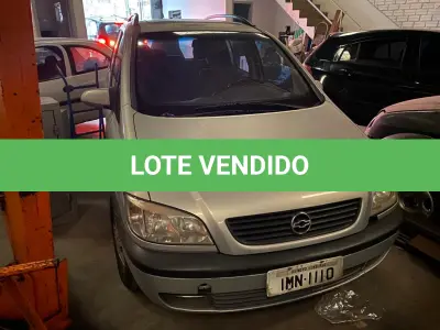 LOTE 02 - Chevrolet Zafira CD 02/03 cor prata