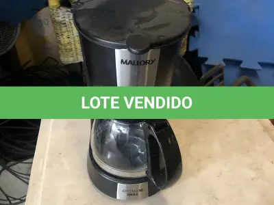 LOTE 064 - cafeteira