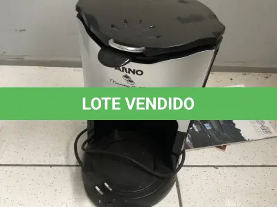 LOTE 10 - Cafeteira
